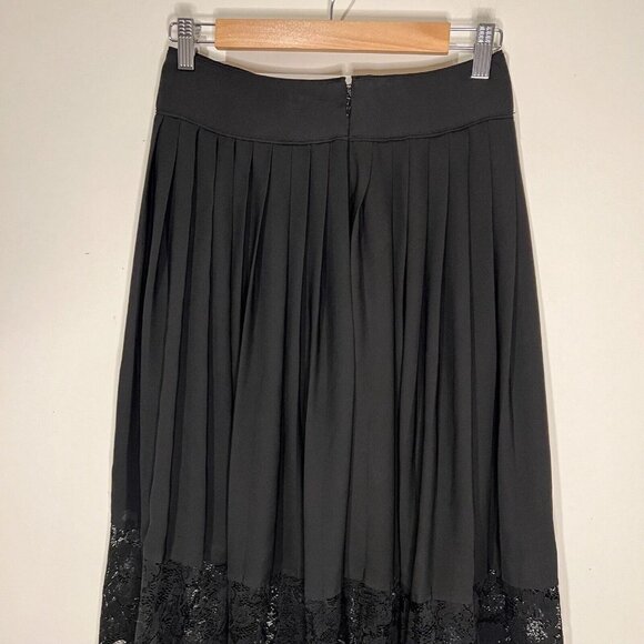 Express Pleated Skirt 4 Black Lined Lace Detail Bottom Midi Side Zip Closure - Picture 4 of 10